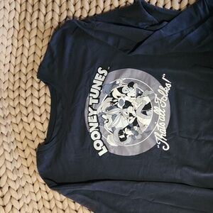 Long sleeve light swearshirt